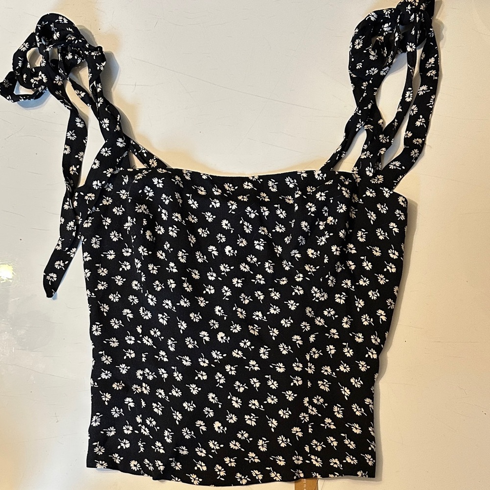 Reformation Black Floral Tie-Strap Ellora top brandy size 10
